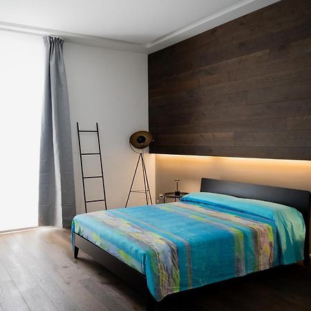 Corso 66 Luxury Apartment ซาแลร์โน ภายนอก รูปภาพ